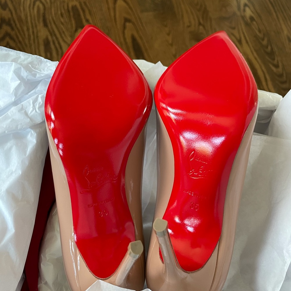 Store display Christian louboutin kate nude 35 - Picture 3 of 13